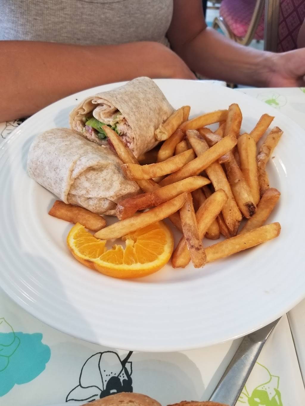 Bus Stop Cafe | restaurant | 1023 2nd Ave E, Owen Sound, ON N4K 2H8, Canada | 5194163447 OR +1 519-416-3447