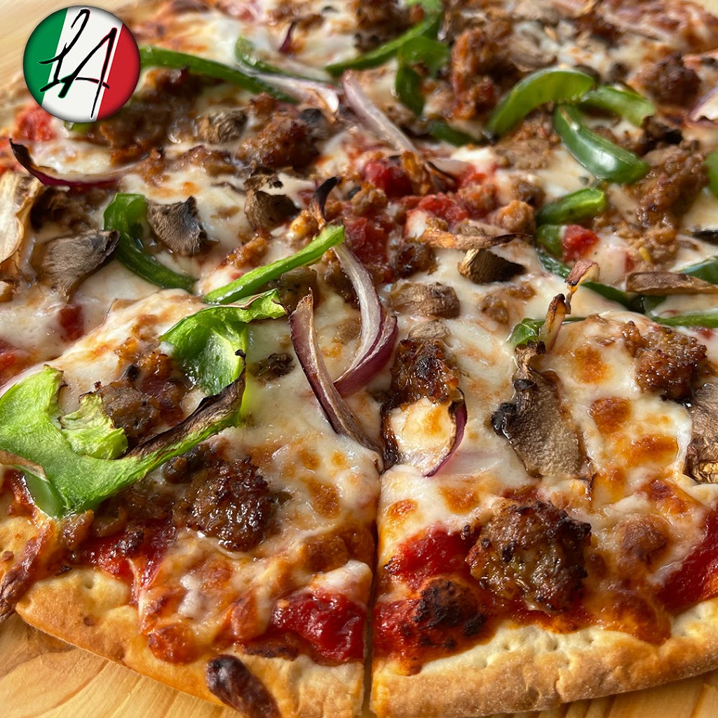 Little Anthonys Pizzeria | restaurant | 407 Mandalay Ave, Clearwater, FL 33767, USA | 7272282980 OR +1 727-228-2980