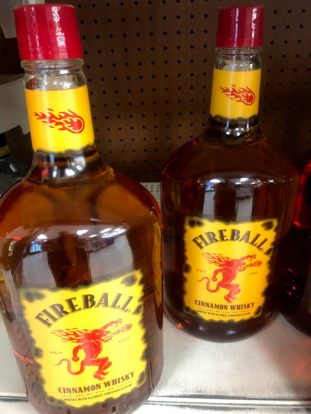 Top Shooters Sports Bar | restaurant | 531 Old Rte 3, Columbia, IL 62236, USA | 6182810685 OR +1 618-281-0685