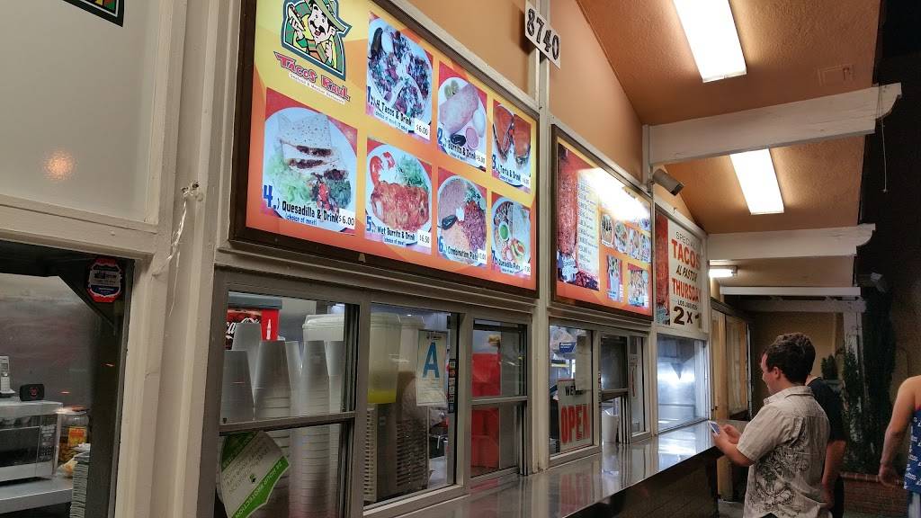 Tacos & Seafood Raul | restaurant | 8740 Firestone Blvd, Downey, CA 90241, USA | 5629407139 OR +1 562-940-7139