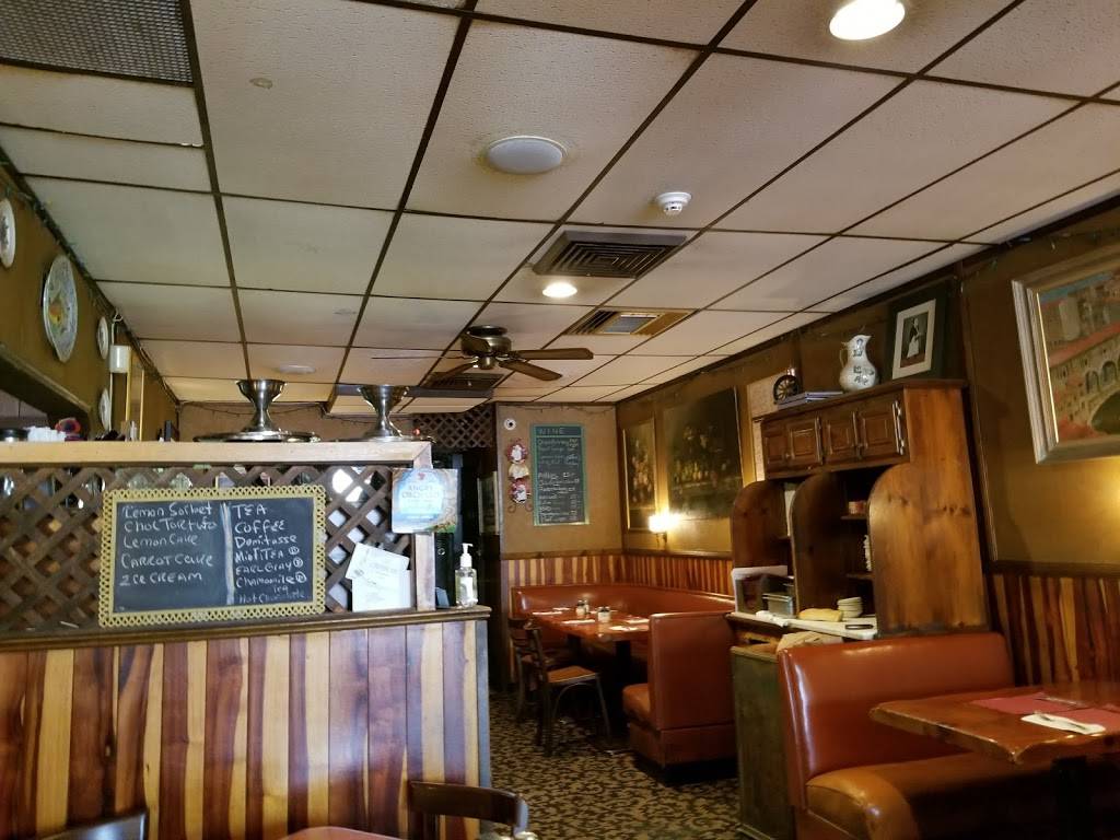 Francescos | restaurant | 600 Mamaroneck Ave, White Plains, NY 10605, USA | 9149463359 OR +1 914-946-3359