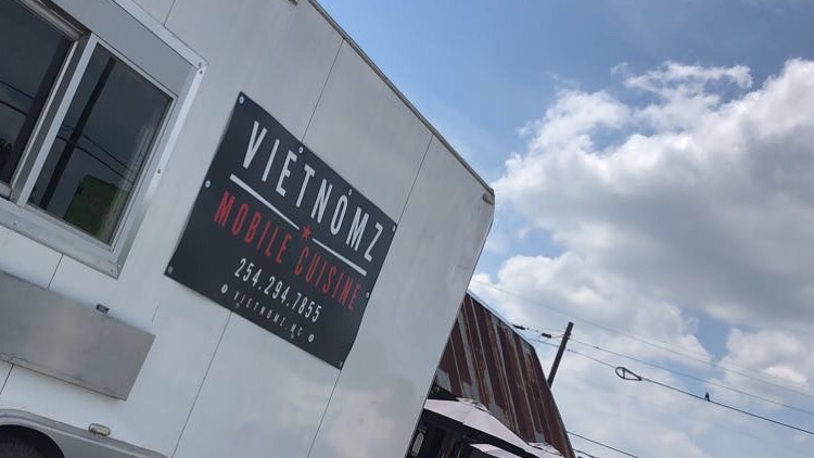 Vietnomz Mobile Cuisine | restaurant | 601 S 11th St, Waco, TX 76706, USA | 2542947855 OR +1 254-294-7855