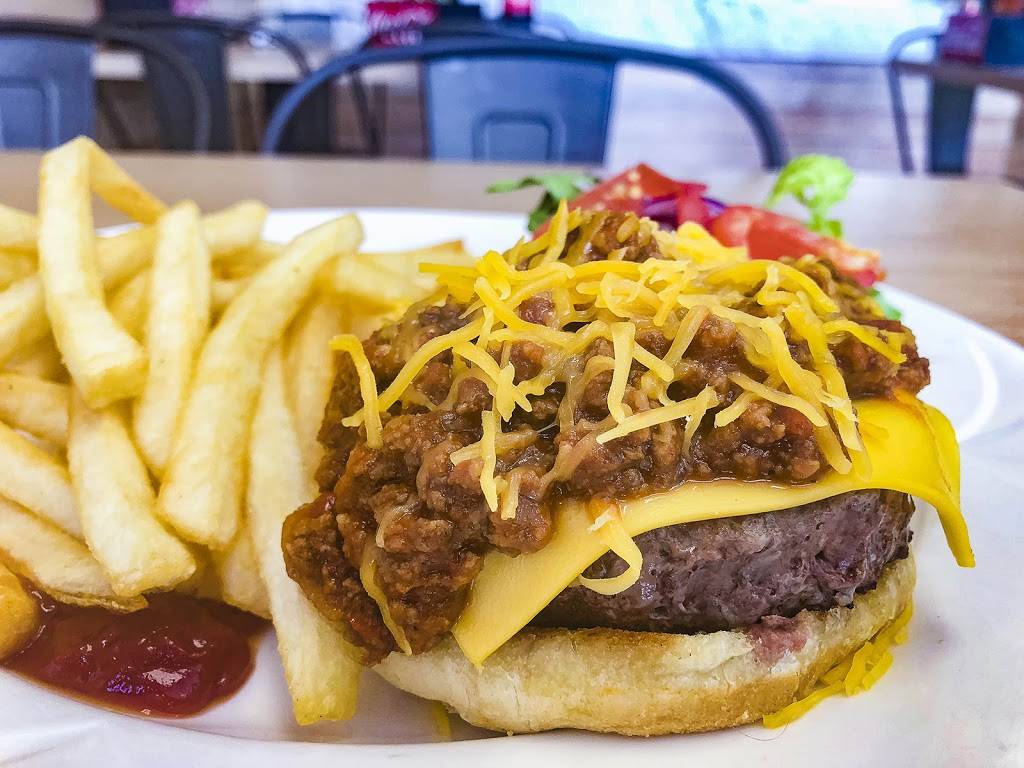 Hot Gyros & More | restaurant | 13101 Paul J Doherty Pkwy Unit #260, Fort Myers, FL 33913, USA | 2392705470 OR +1 239-270-5470