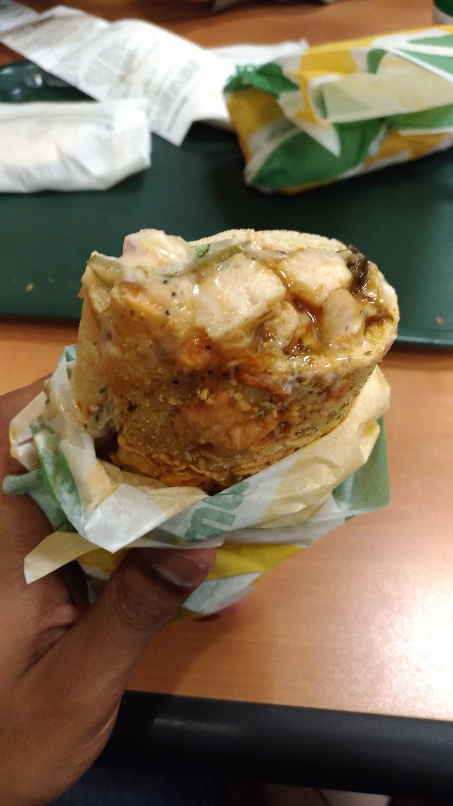 Subway Restaurants | restaurant | 3335 S Figueroa St, Los Angeles, CA 90007, USA | 2137499246 OR +1 213-749-9246