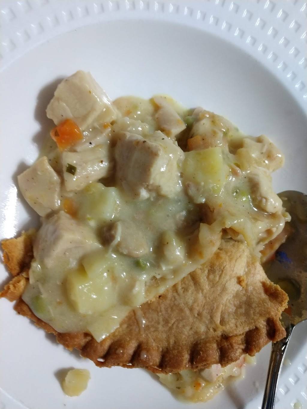 Zooks Homemade Chicken Pies | restaurant | 3194 Harvest Dr, Ronks, PA 17572, USA | 7177680239 OR +1 717-768-0239