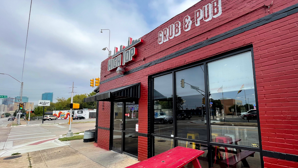 High Top Grub & Pub | restaurant | 609 S Jennings Ave, Fort Worth, TX 76104, USA | 4692638128 OR +1 469-263-8128