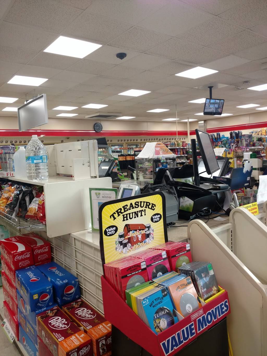 7-Eleven - Closed | bakery | 103 W Main St, Wakefield, VA 23888, USA | 7578996166 OR +1 757-899-6166