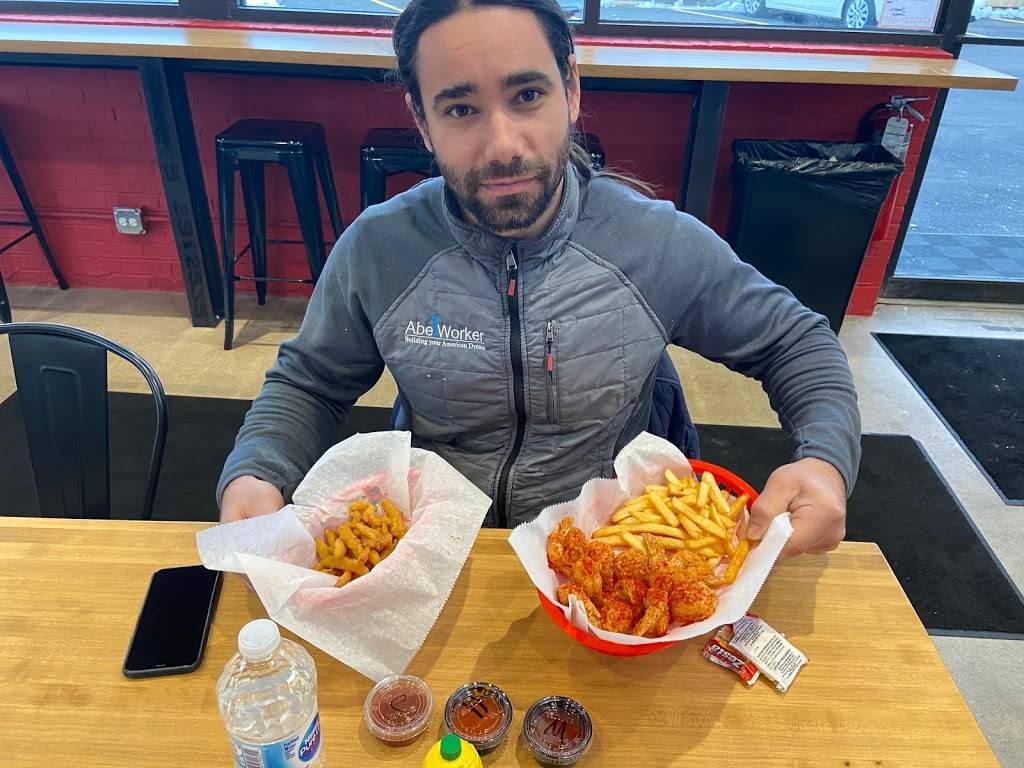 Shrimp Spot | restaurant | 1117 S 1st Ave, Maywood, IL 60153, USA | 7084838250 OR +1 708-483-8250