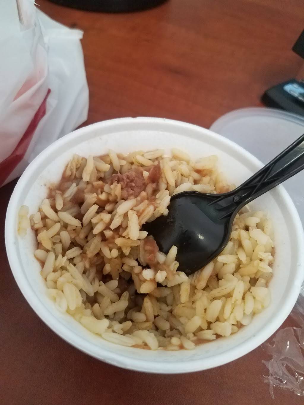 Popeyes Louisiana Kitchen | restaurant | 2337 W Green St, Tampa, FL 33607, USA | 8132535450 OR +1 813-253-5450