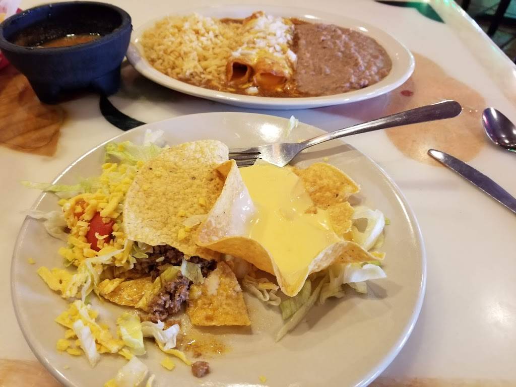 Casa Tapatia Mexican Restaurant & Bar | restaurant | 145 I-10 Frontage Rd, Beaumont, TX 77707, USA | 4098320848 OR +1 409-832-0848