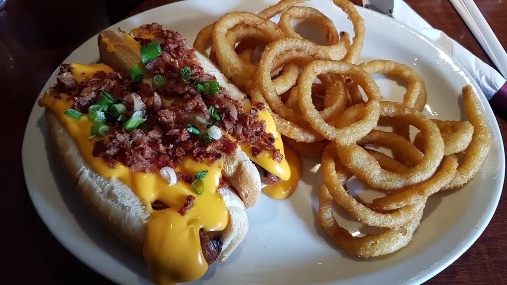 Michigan Diner | restaurant | 27 Victoria Ave, Essex, ON N8M 1M3, Canada | 5197767474 OR +1 519-776-7474