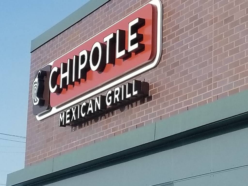 Chipotle Mexican Grill | restaurant | 583 Stillwater Ave, Bangor, ME 04401, USA | 2072625030 OR +1 207-262-5030