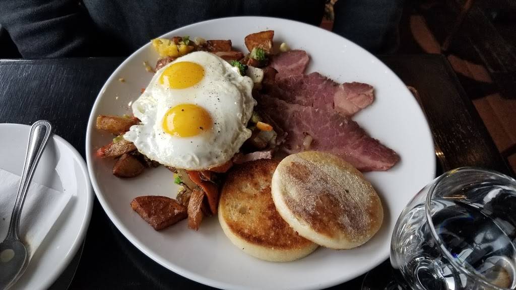 Northeast Social | restaurant | 359 13th Ave NE, Minneapolis, MN 55413, USA | 6128778111 OR +1 612-877-8111