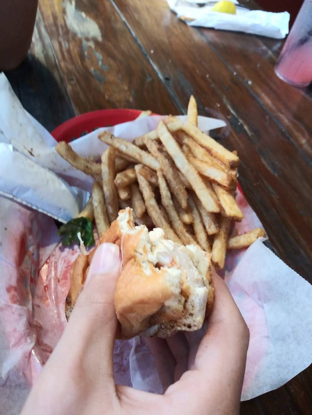 Charleston Crab Shacks | restaurant | 26 Center St, Folly Beach, SC 29439, USA | 8435883080 OR +1 843-588-3080