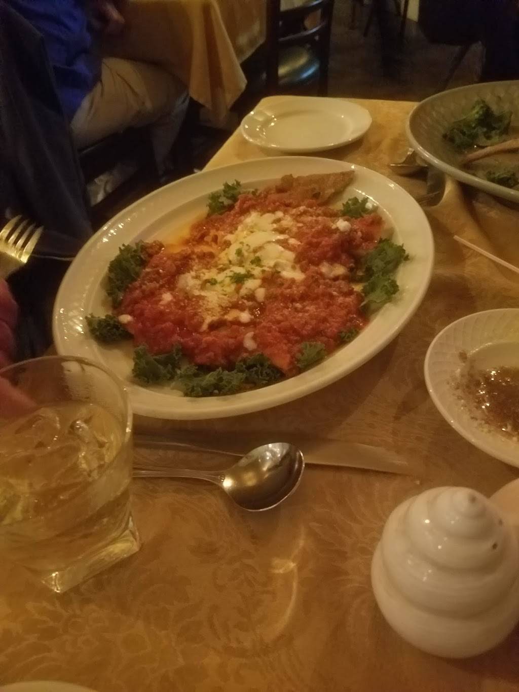 Gios Villa Vancheri | restaurant | 690 Lafitte St, Mandeville, LA 70448, USA | 9856242597 OR +1 985-624-2597