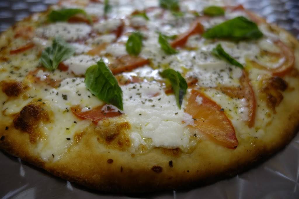 Gold Pan Pizzeria | restaurant | 4131 S Shingle Rd #10, Shingle Springs, CA 95682, USA | 5306767437 OR +1 530-676-7437