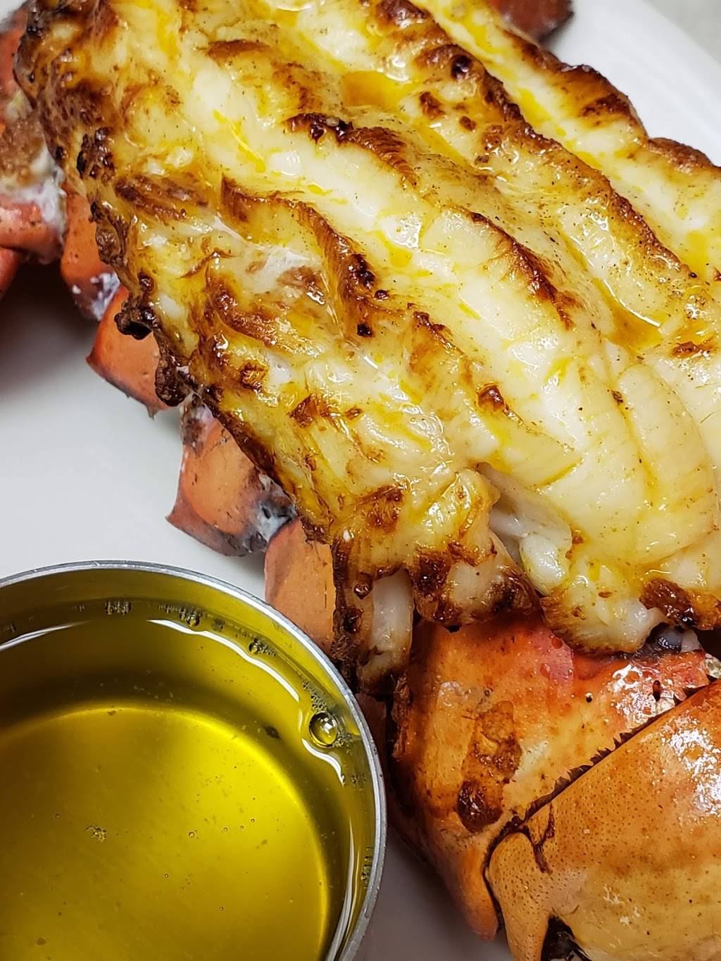 Vinnies Steak House & Tavern | restaurant | 7440 Six Forks Rd, Raleigh, NC 27615, USA | 9198477319 OR +1 919-847-7319