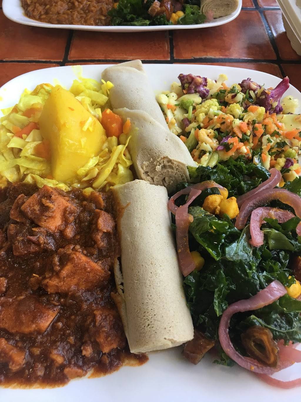 Azla Ethiopian Vegan Cuisine | restaurant | 3655 S Grand Ave, Los Angeles, CA 90007, USA | 2137457455 OR +1 213-745-7455