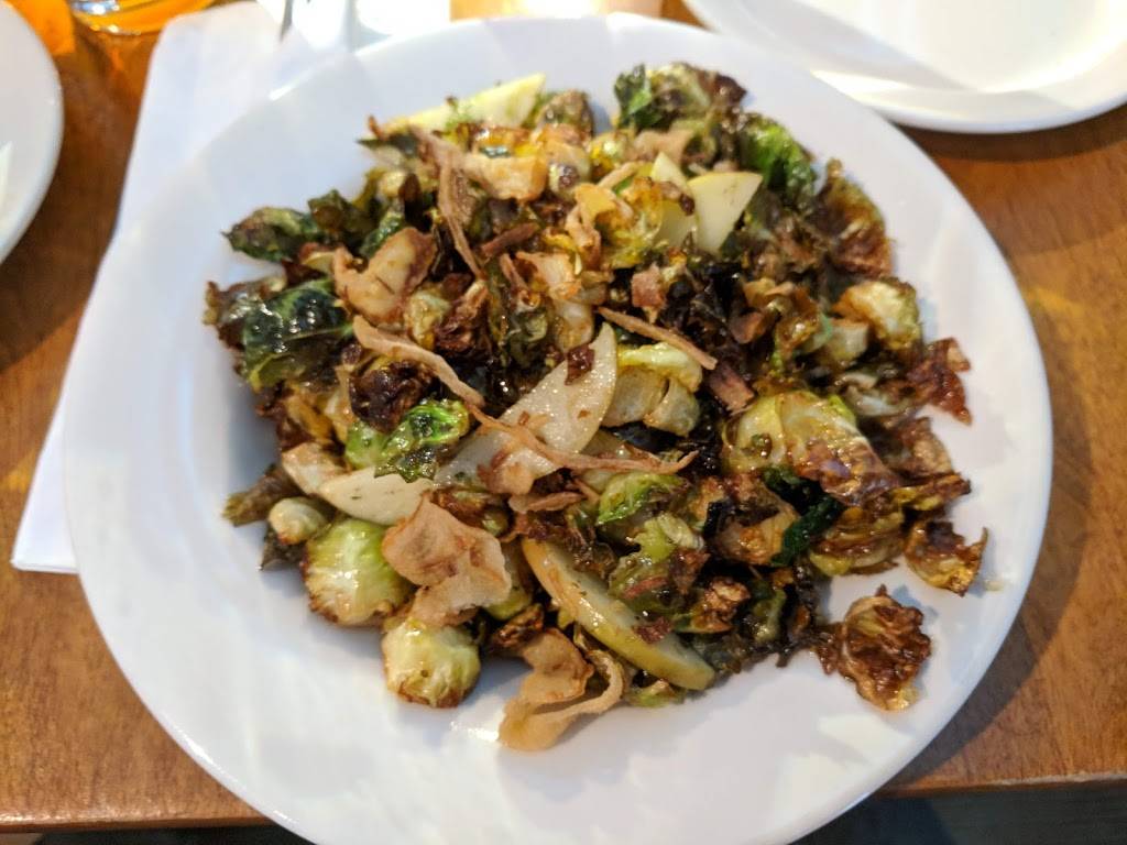 Shipyard Brew Haus - Sugarloaf | restaurant | 5000 Commons Circle, Carrabassett Valley, ME 04947, USA | 2072376834 OR +1 207-237-6834