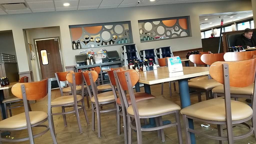 IHOP | restaurant | 1700 E Higgins Rd, Schaumburg, IL 60173, USA | 8472787494 OR +1 847-278-7494