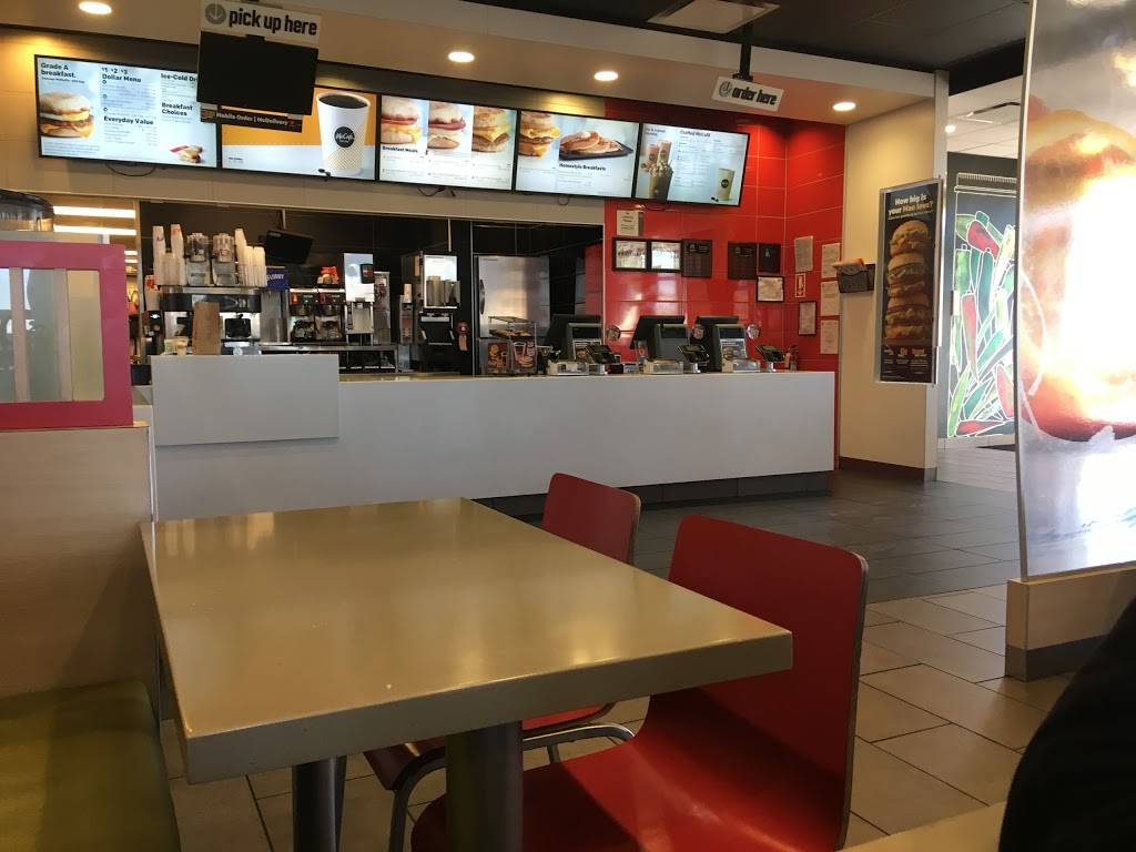 McDonalds | cafe | 1598 George Dieter Dr, El Paso, TX 79936, USA | 9158550834 OR +1 915-855-0834