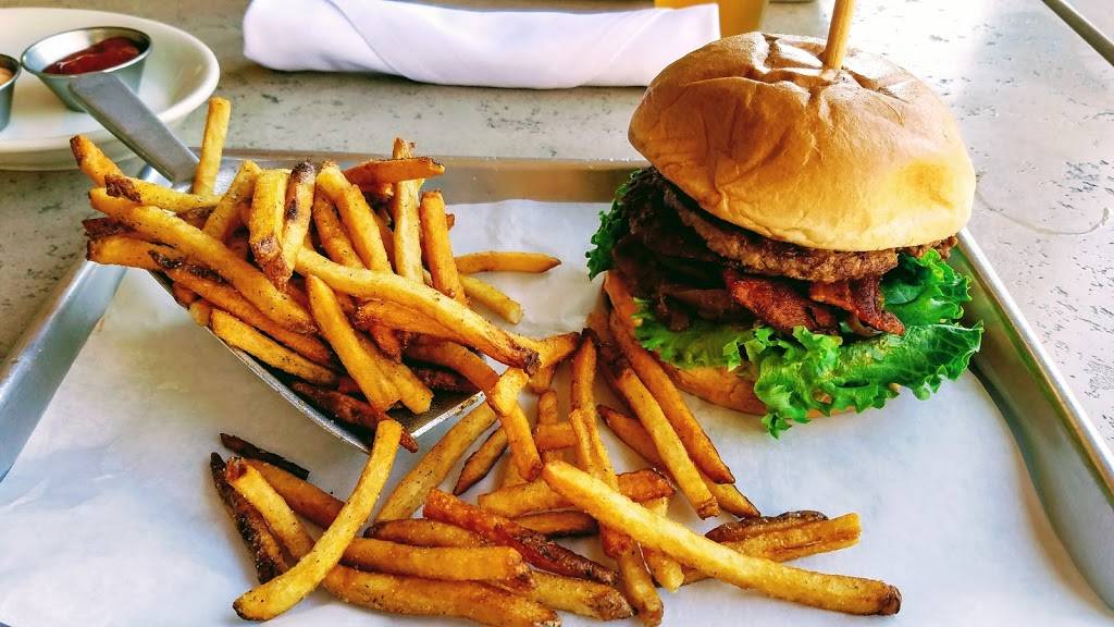 The Stand Burgers | restaurant | 3538 E Indian School Rd, Phoenix, AZ 85018, USA | 6023145259 OR +1 602-314-5259