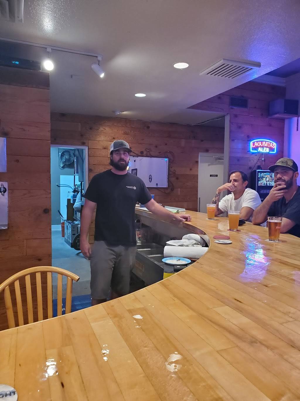 Colony Tavern | restaurant | 8451 El Camino Real, Atascadero, CA 93422, USA | 8056109129 OR +1 805-610-9129