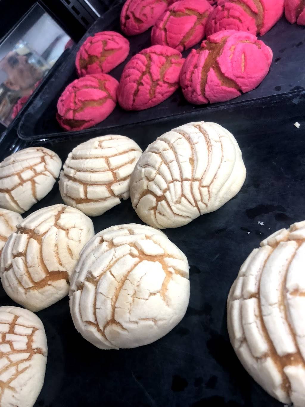 Albertos Mexican Food | restaurant | 3219, 1124 Orange St, Redlands, CA 92374, USA | 9093073285 OR +1 909-307-3285