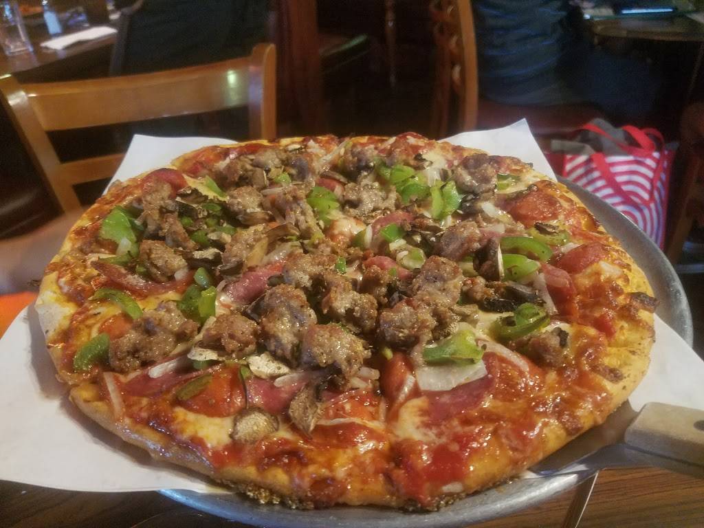 Mama Petrillos Restaurant | restaurant | 9082 E Las Tunas Dr, Temple City, CA 91780, USA | 6262850228 OR +1 626-285-0228