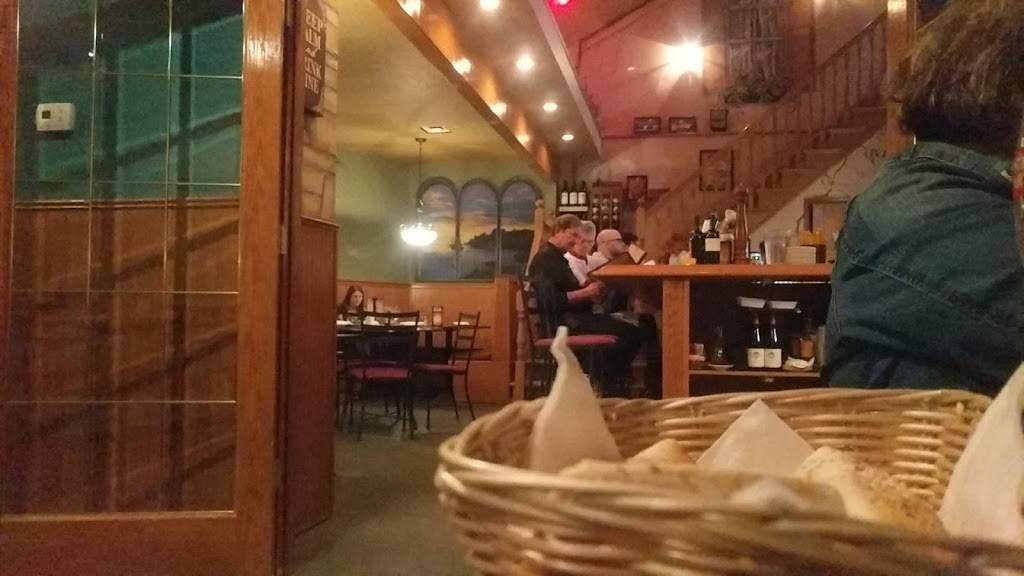 Pilonis Italian Restaurant | restaurant | 1733 Lafayette Ave, Terre Haute, IN 47804, USA | 8124664744 OR +1 812-466-4744