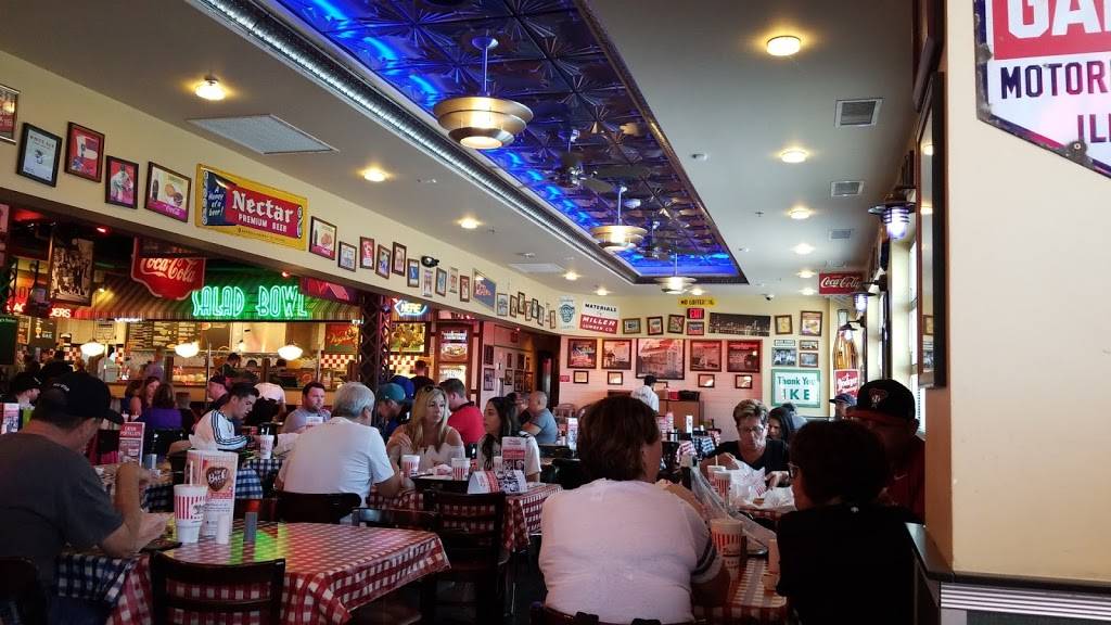 Portillos Hot Dogs | meal takeaway | 65 S McClintock Dr, Tempe, AZ 85281, USA | 4809677988 OR +1 480-967-7988