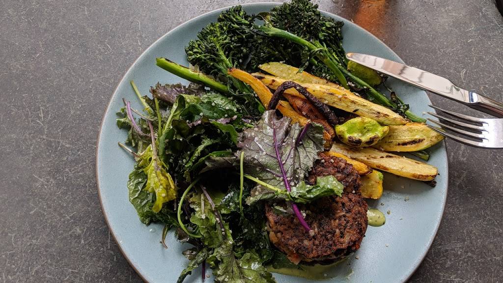 Pedalers Fork | cafe | 23504 Calabasas Rd, Calabasas, CA 91302, USA | 8182258231 OR +1 818-225-8231