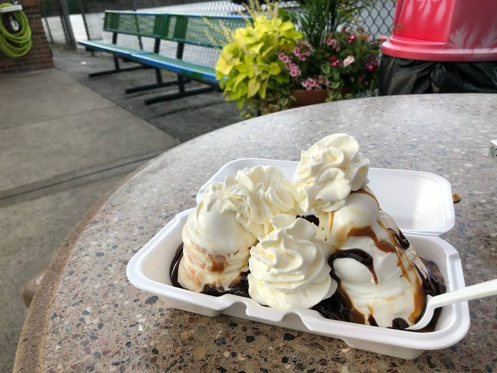 Zarlengos Soft Serve | restaurant | 257 W Joe Orr Rd, Chicago Heights, IL 60411, USA | 7087549080 OR +1 708-754-9080