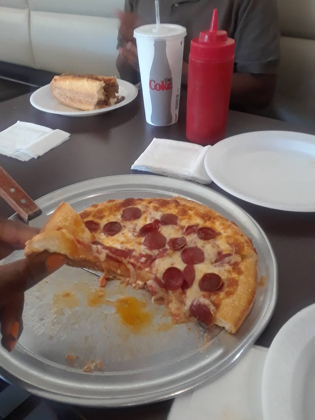 Berwyn Pizza | restaurant | 1026 Lancaster Ave, Berwyn, PA 19312, USA | 6106476339 OR +1 610-647-6339