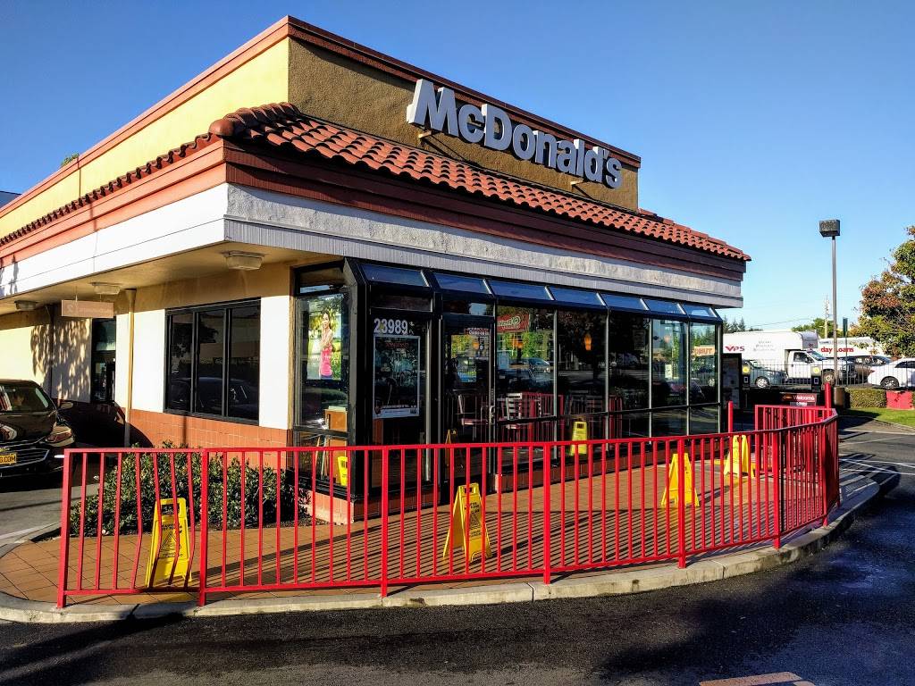McDonalds | cafe | 23989 Watkins St, Hayward, CA 94544, USA | 5108815294 OR +1 510-881-5294