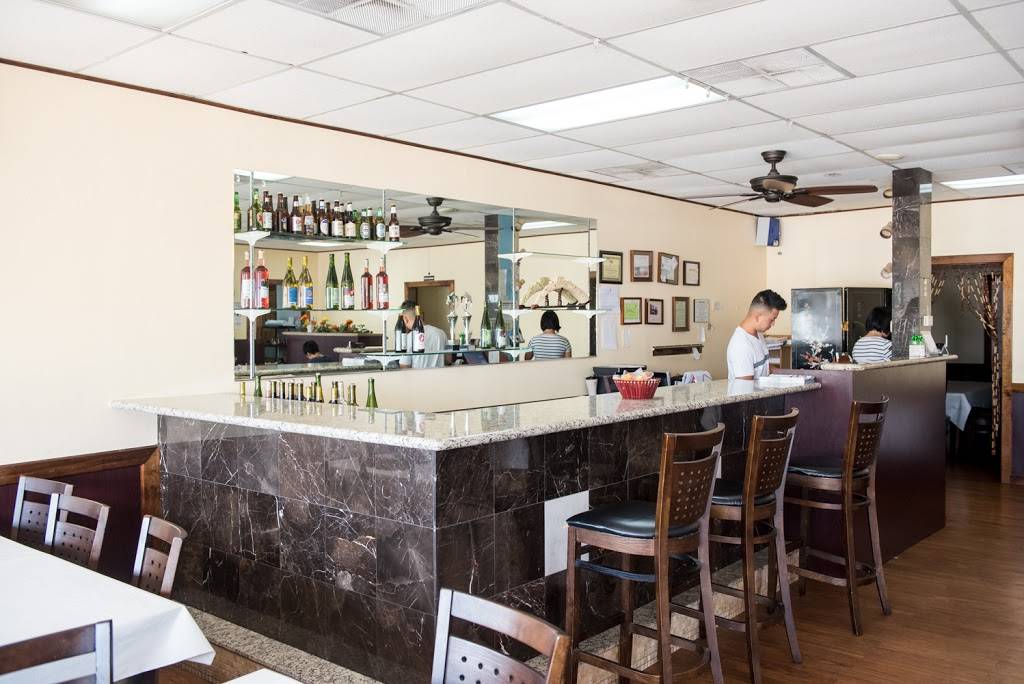 Chef Cao | restaurant | 404 University Dr, College Station, TX 77840, USA | 9796968383 OR +1 979-696-8383