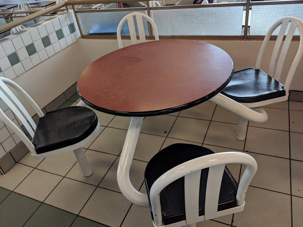 Pizza Hut Express | restaurant | 100 QC-201, Rigaud, QC J0P 1P0, Canada | 4504581000 OR +1 450-458-1000