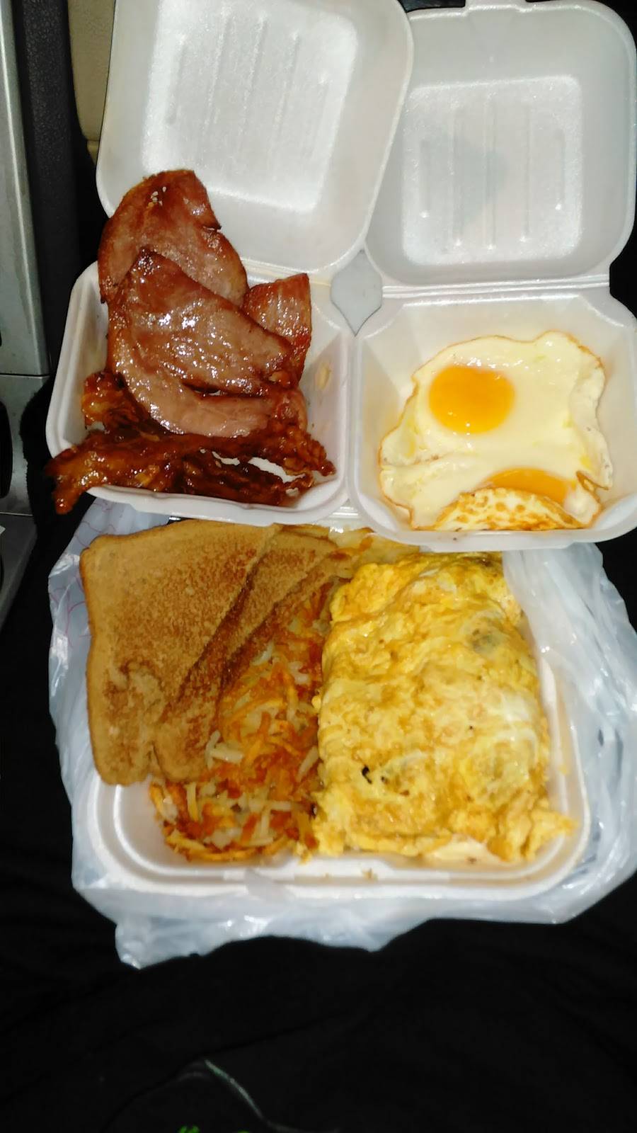 L Georges Coney Island | restaurant | 20003 Joy Rd, Detroit, MI 48228, USA | 3135813136 OR +1 313-581-3136