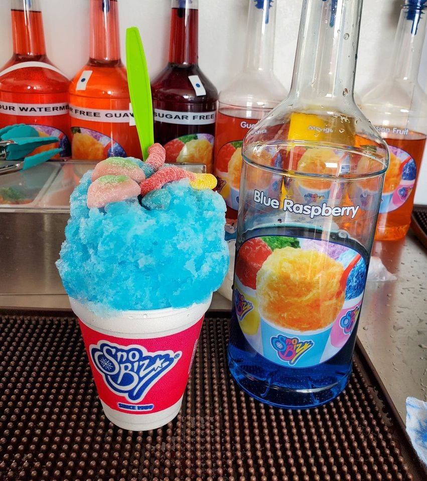 Sno Biz Krazy Shaved Ice | restaurant | 2255 U.S. Hwy 17-92 N, Haines City, FL 33844, USA | 8639692237 OR +1 863-969-2237