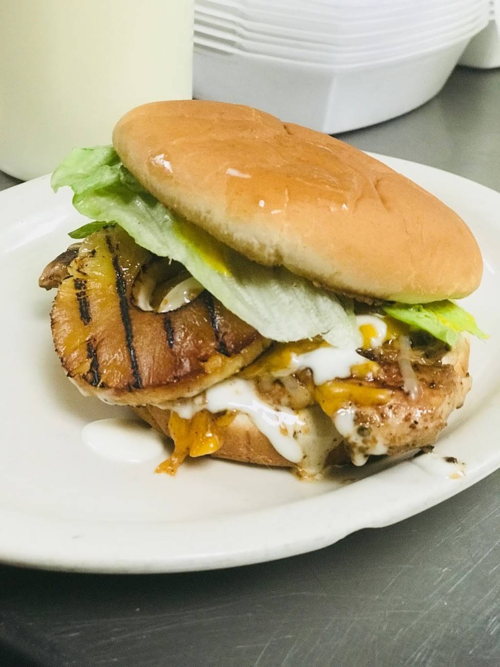 Anna Wesleys Restaurant | restaurant | 28 Chase St, Byhalia, MS 38611, USA | 6628500028 OR +1 662-850-0028