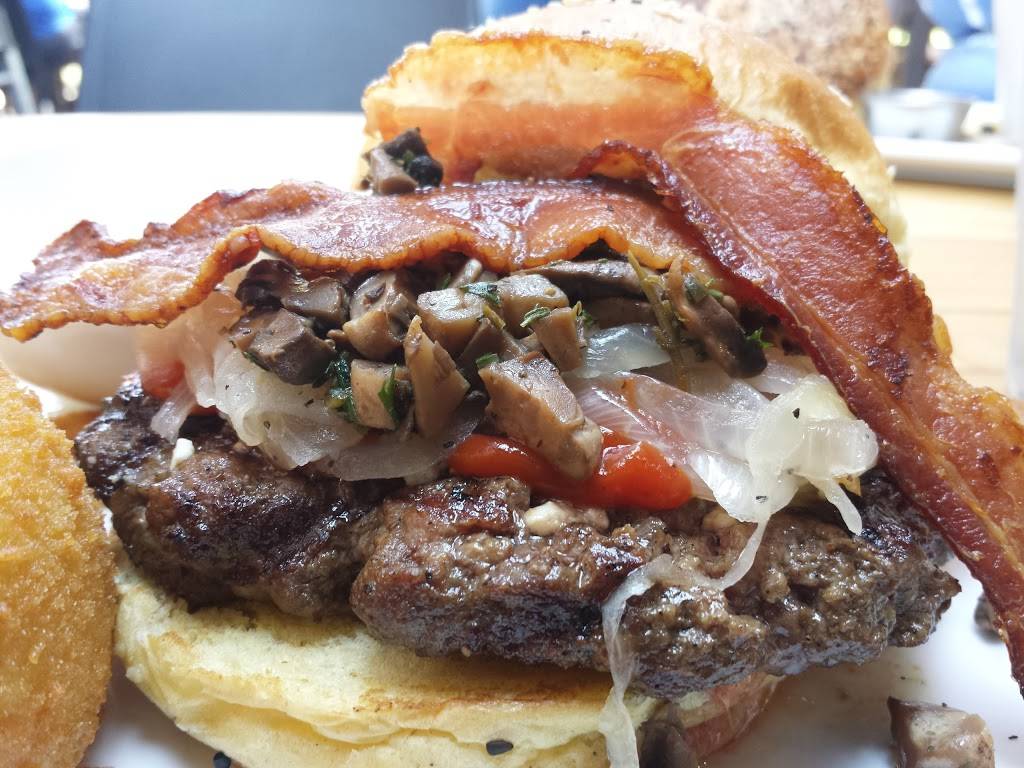 Eureka! | restaurant | 580 W 1st St, Claremont, CA 91711, USA | 9094458875 OR +1 909-445-8875