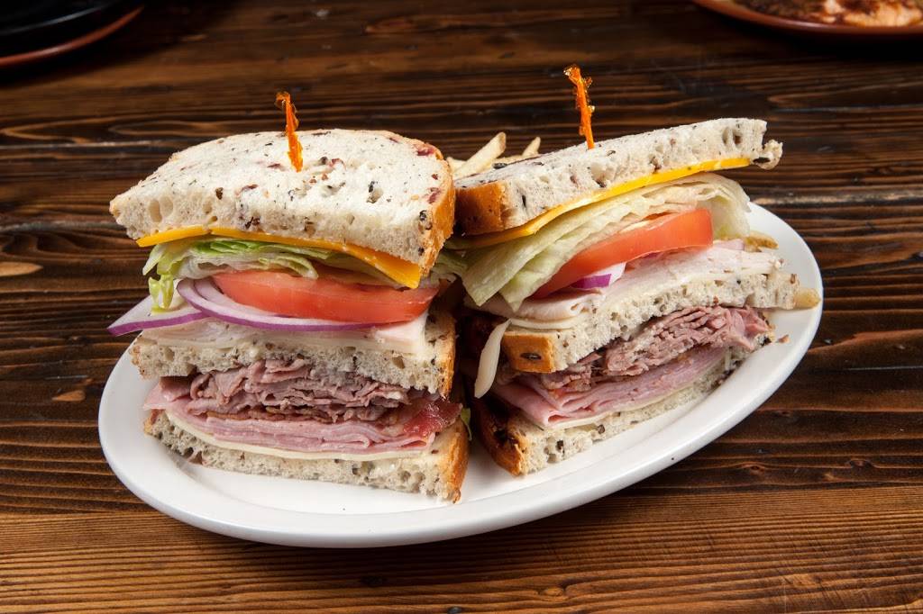 Norman Quacks Chophouse (Stillwater) | restaurant | 1400 W Frontage Rd, Stillwater, MN 55082, USA | 6513420446 OR +1 651-342-0446