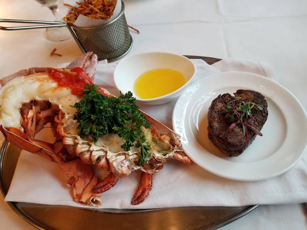 Cafe Pacific | restaurant | 24 Highland Park Village, Dallas, TX 75205, USA | 2145261170 OR +1 214-526-1170