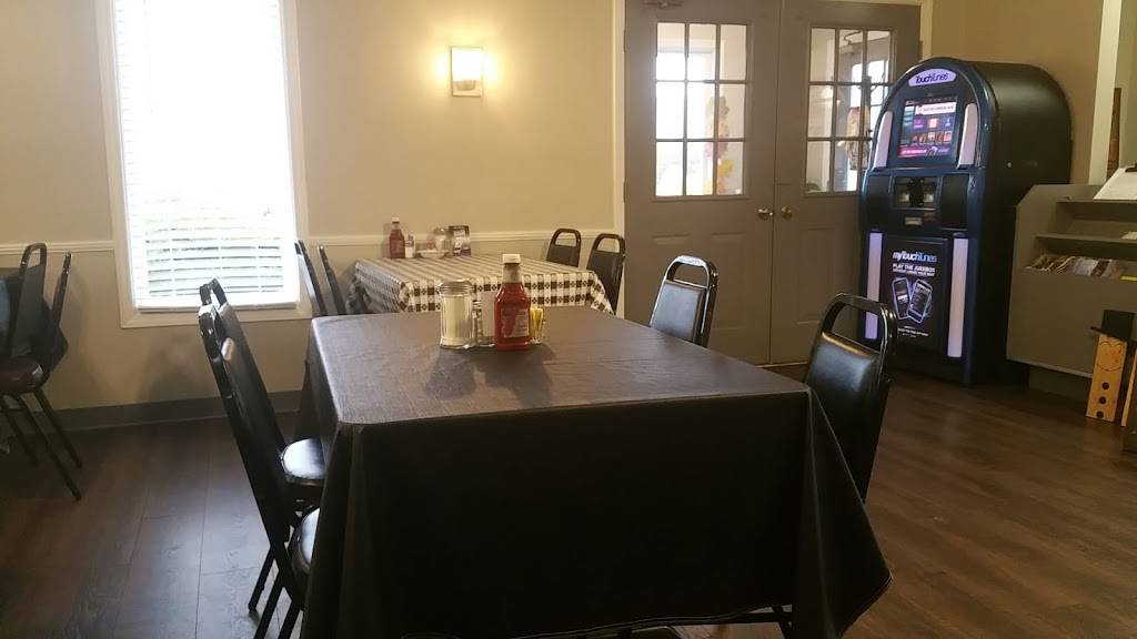 Dales Diner | restaurant | 11076 TpkeMontvale, 3010, W Lynchburg Salem Turnpike, Montvale, VA 24122, USA | 5409472580 OR +1 540-947-2580