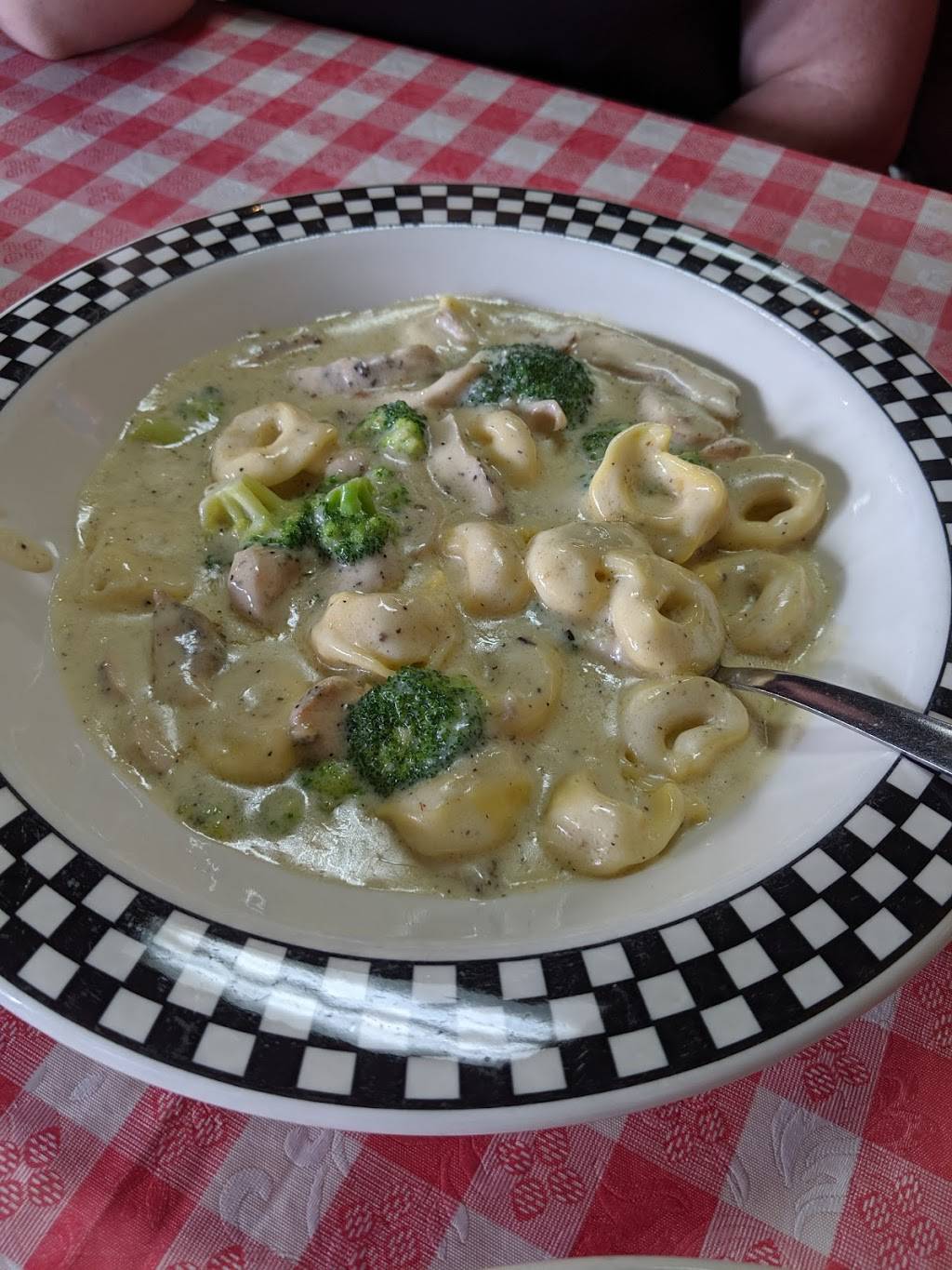 Primos Italian Restaurant | restaurant | 109 Steve Berry Blvd, Pryor, OK 74361, USA | 9183738123 OR +1 918-373-8123