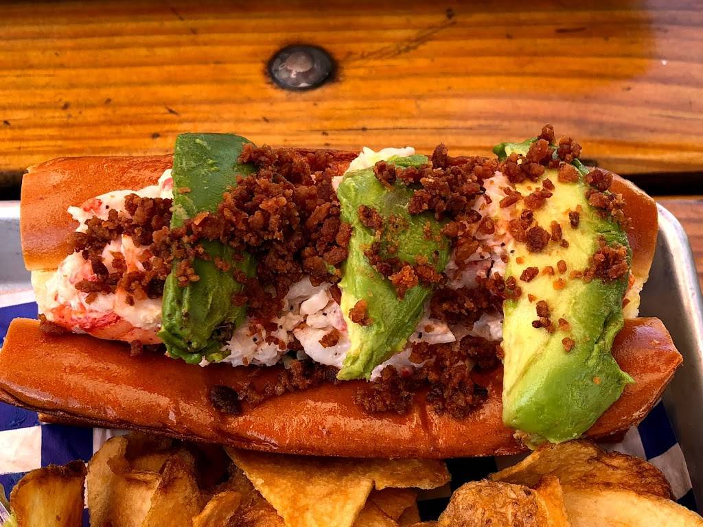 New England Lobster Market & Eatery | restaurant | 824 Cowan Rd, Burlingame, CA 94010, USA | 6504431559 OR +1 650-443-1559