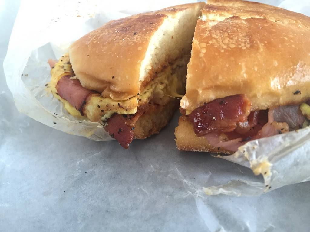 M & M Deli Superette | cafe | 234 Richmond Terrace, Staten Island, NY 10301, USA | 7188167470 OR +1 718-816-7470