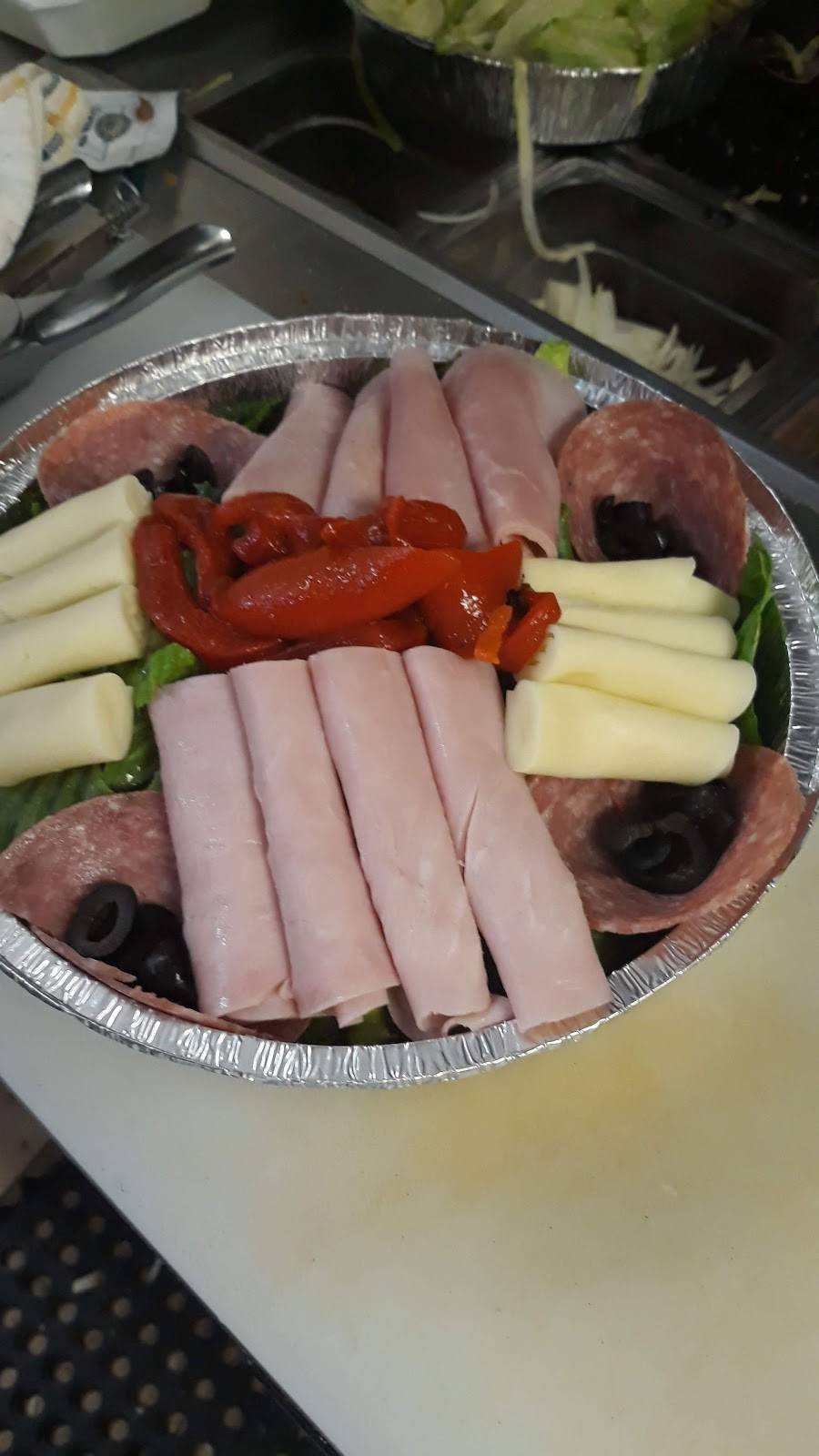 Francescos Pizzeria & Restaurant | meal delivery | 550 Count Rd. 530 The Crestwood Villlage, Shopping Center, Whiting, NJ 08759, USA | 7328493768 OR +1 732-849-3768