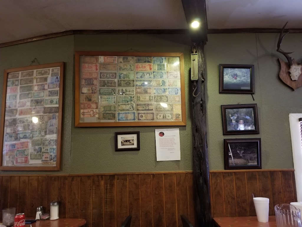 Uncle Moes Country Kitchen | restaurant | 418 S Main St, Cotulla, TX 78014, USA | 8308799981 OR +1 830-879-9981