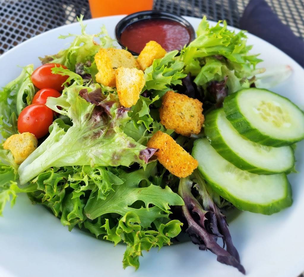 TJs Harbor Restaurant | restaurant | 7098 S, US-45, Oshkosh, WI 54902, USA | 9206889047 OR +1 920-688-9047